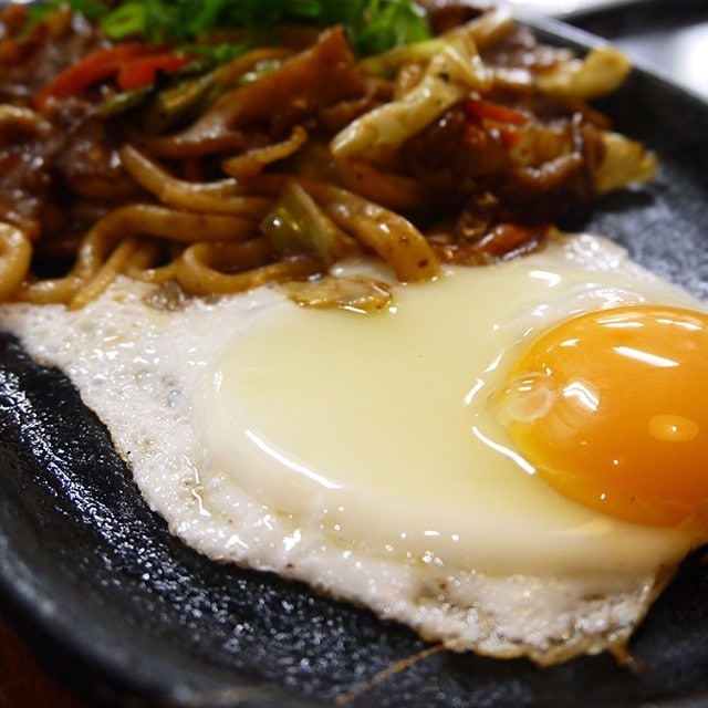 Cocina Tonkatsu japonés y udon Cocina Tonkatsu japonés y udon