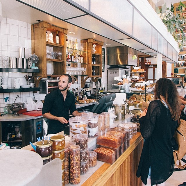 Millennials Revolucionan el Servicio de Comida Rápida
